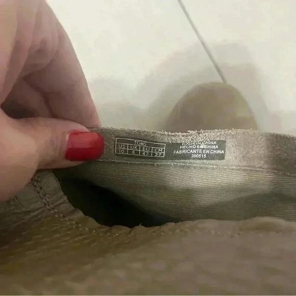 Tan crocodile patterned Toms suede boots - Picture 5 of 12